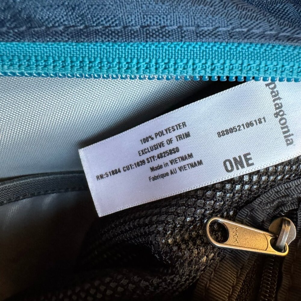 Patagonia Sling Bag Blue - Picture 5 of 9